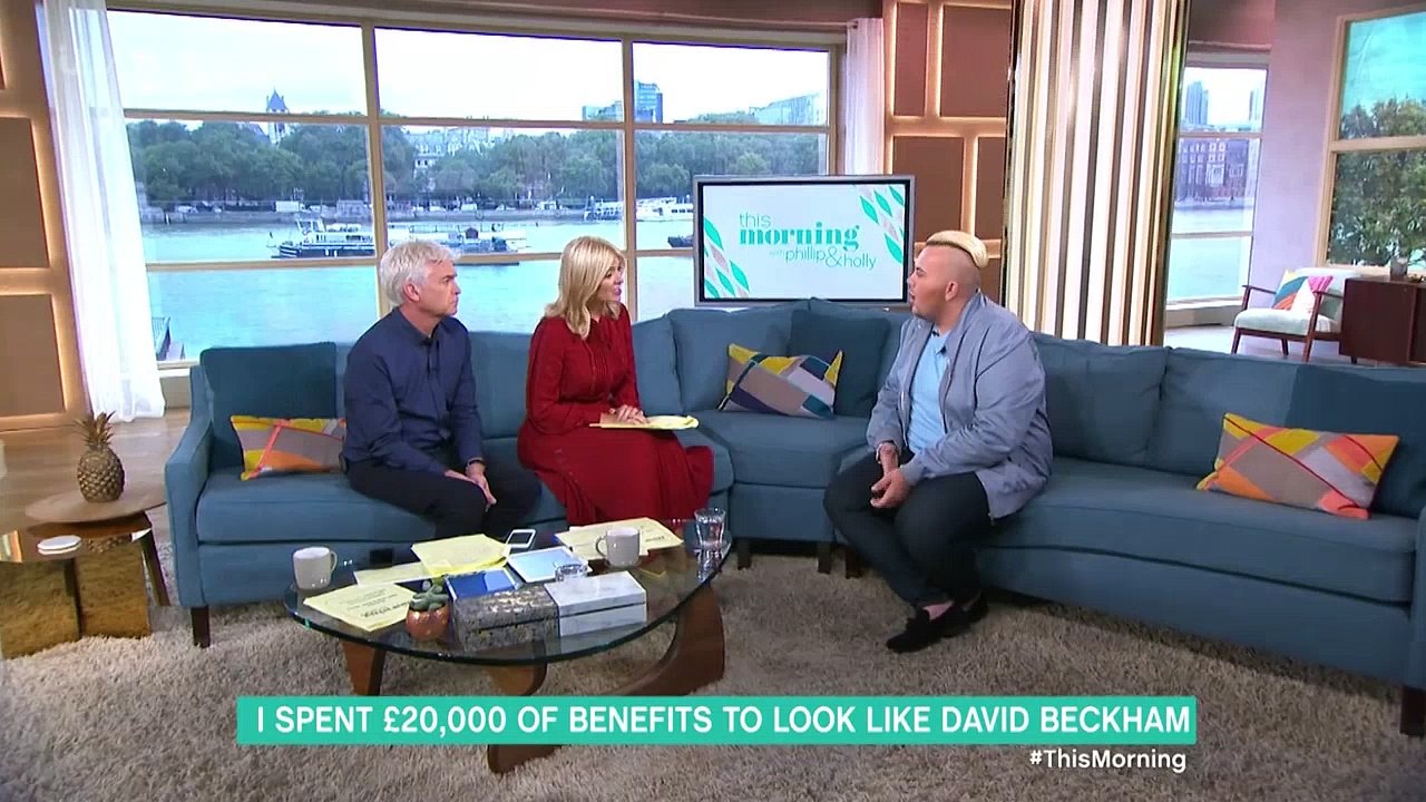 Un homme dépense plus de 20 000 euros pour ressem­bler à David Beck­ham