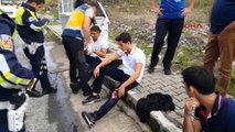 Zonguldak Minibüse Çarpan Motosikletteki 3 Öğrenci Yaralandı