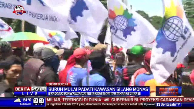 Ribuan Buruh Berdemo di Istana Negara