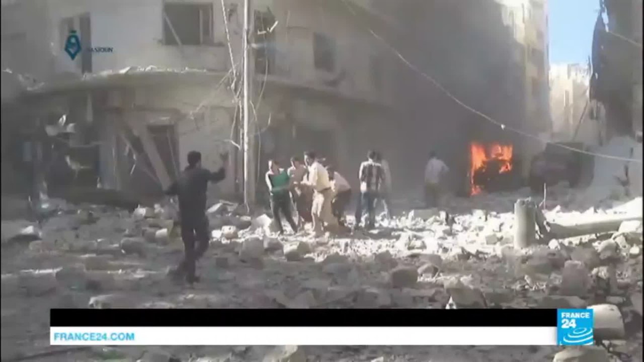 Syria: Air strikes knock out hospitals as Aleppo ground assault intensifies