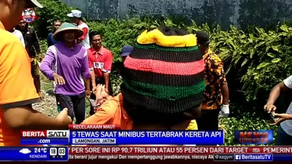 Minibus Ditabrak Kereta di Lamongan, 5 Orang Tewas
