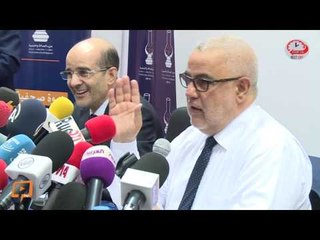 ابن كيران يعتذر لطفل أمام الجميع