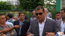 Rafael Correa visita el banco de fomento