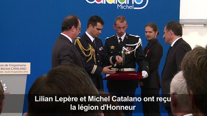 Charlie Hebdo: Hollande décore les deux rescapés de l'imprimerie