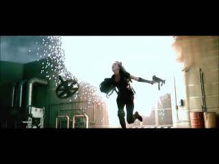 Resident Evil׃ Afterlife - Zombie Roof Top Kill Scene