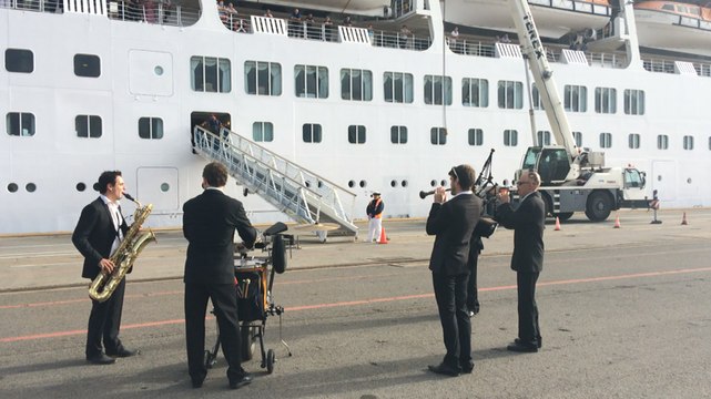 Saint-Nazaire accueille les 1920 passagers du paquebot Oriana