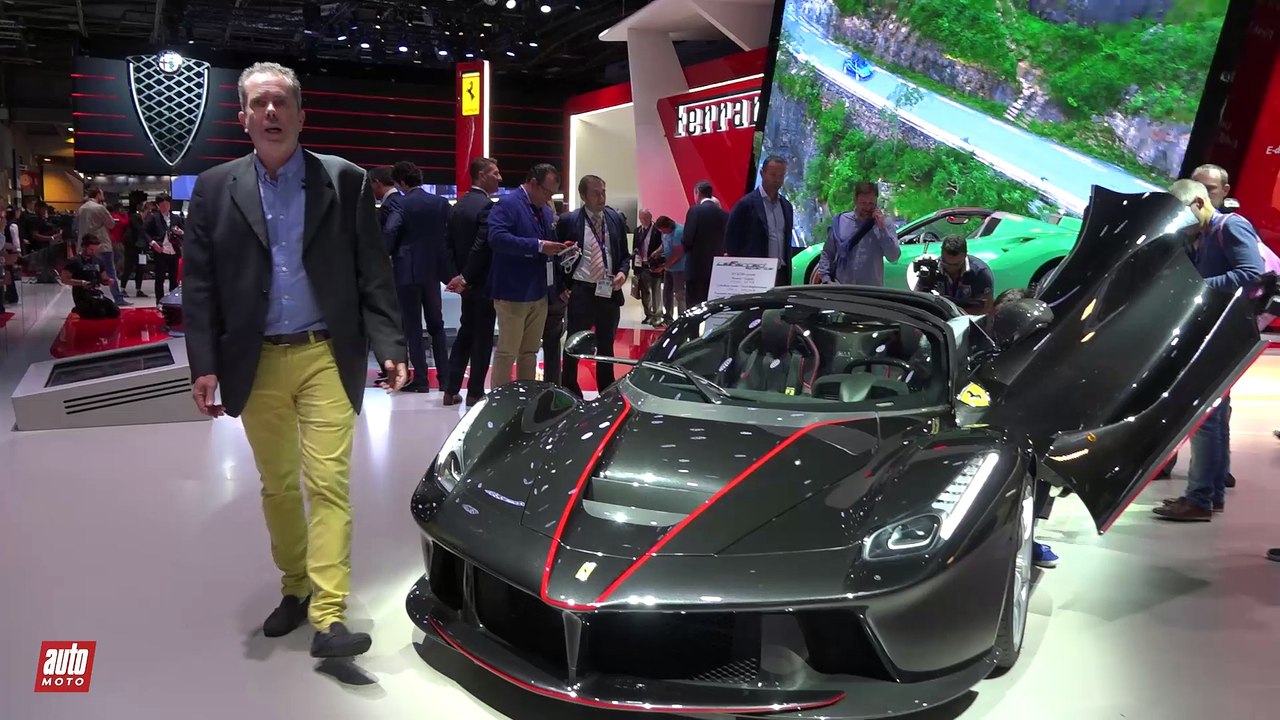 2017 Ferrari LaFerrari Aperta [MONDIAL DE L'AUTO] : la présentation vidéo sur le stand Ferrari
