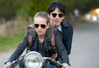 THE SPACE BETWEEN US - Official Movie Trailer #2 - Britt Robertson, Carla Gugino, Asa Butterfield