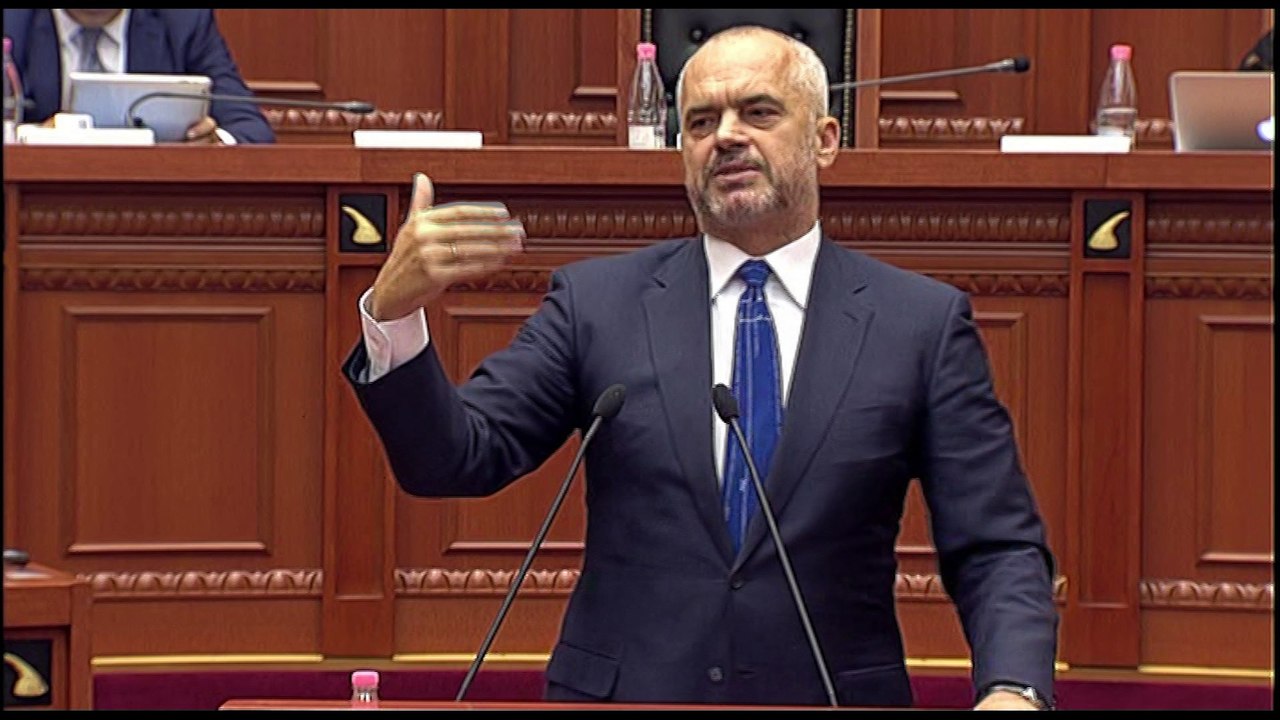 Rama ofendon në kuvend