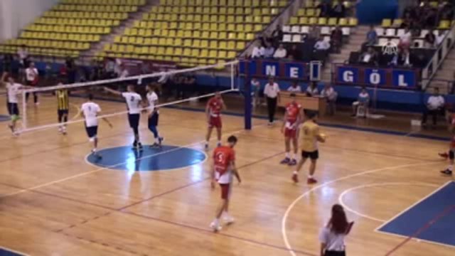 Voleybol: Mobilya Kupası - Fenerbahçe: 3 - Ziraat Bankası: 0