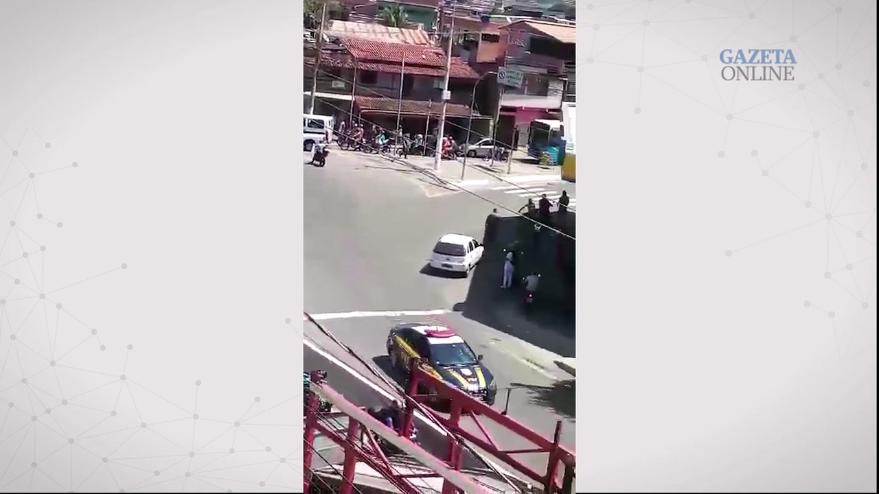 Protesto no bairro Capuaba em Vila Velha