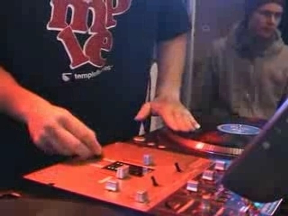 SIEL 2006 Mixvibes freestyle 1