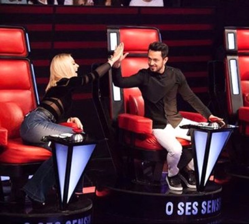 Hadise ve Murat Boz Ders Kitabına Girdi