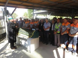 Beton Mikserinin Ezdiği Temizlik İşçisi Son Yolculuğuna Uğurlandı