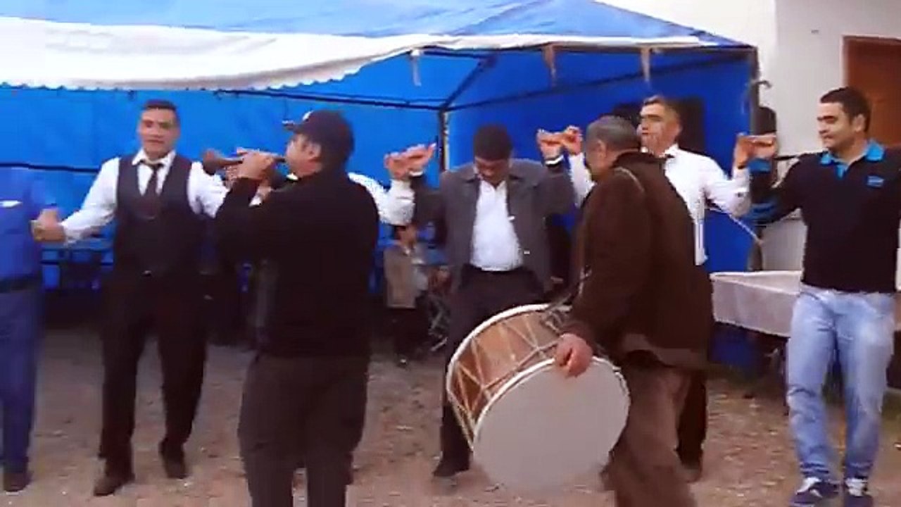 Yozgat sarikaya hozman halayi ----HALAY BUDUR !!!