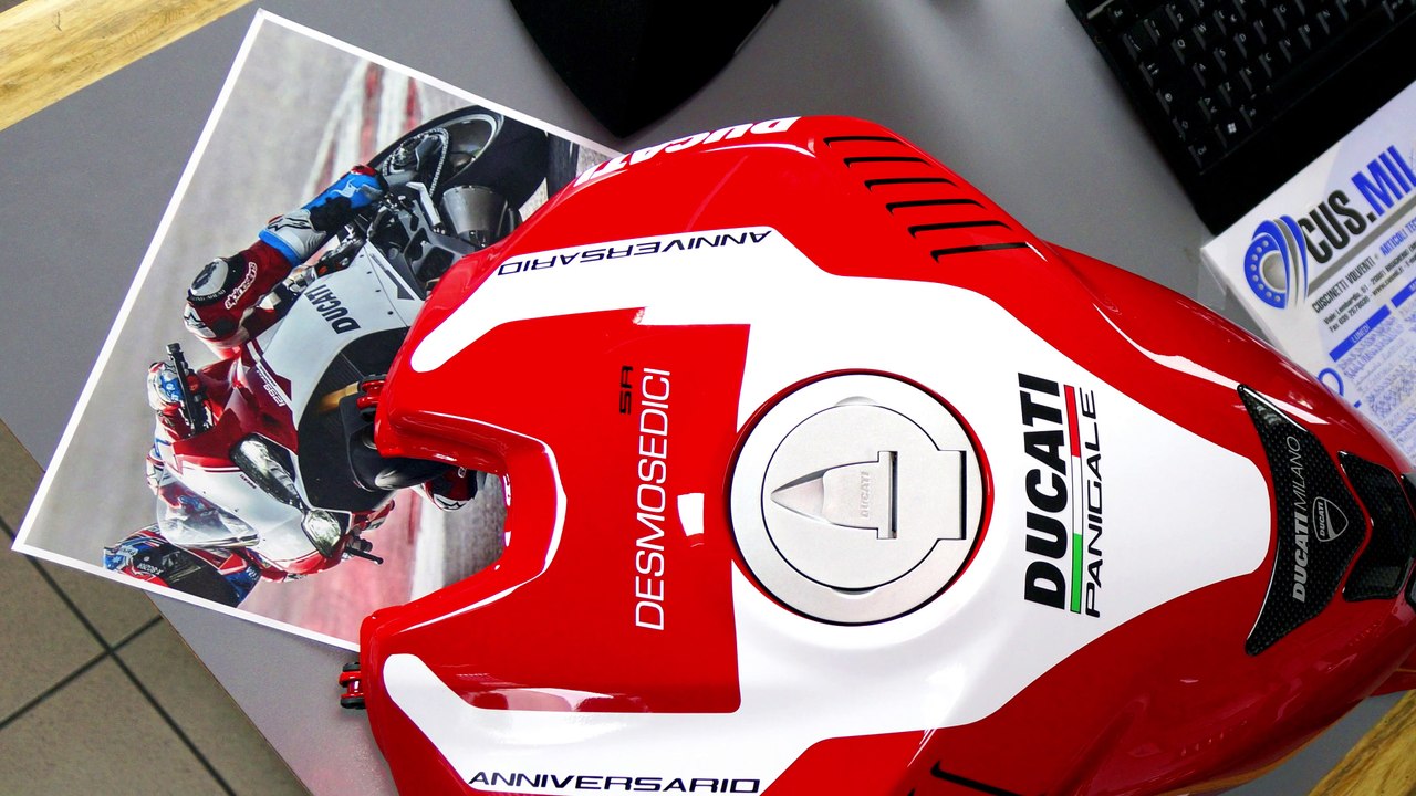 DUCATI 959 PANIGALE WRAPPING FIRST STEP (PHOTOS 4K)