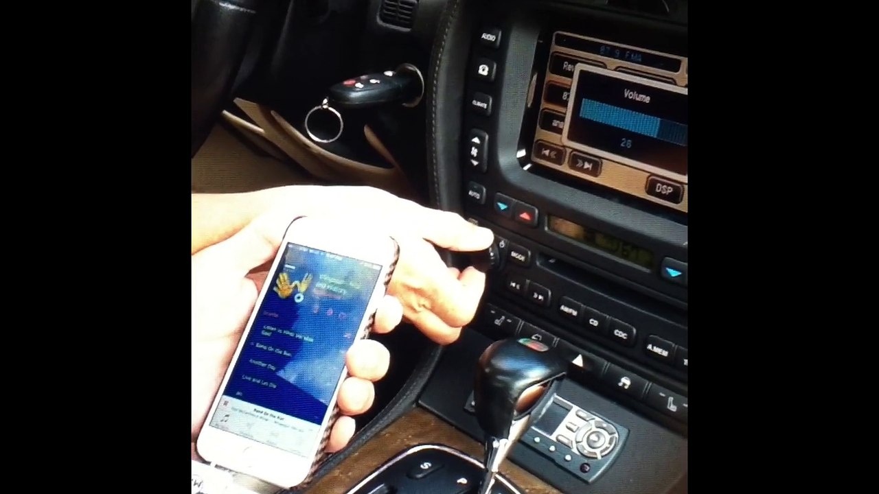 Connect  iPhone to jaguar s-type factory radio