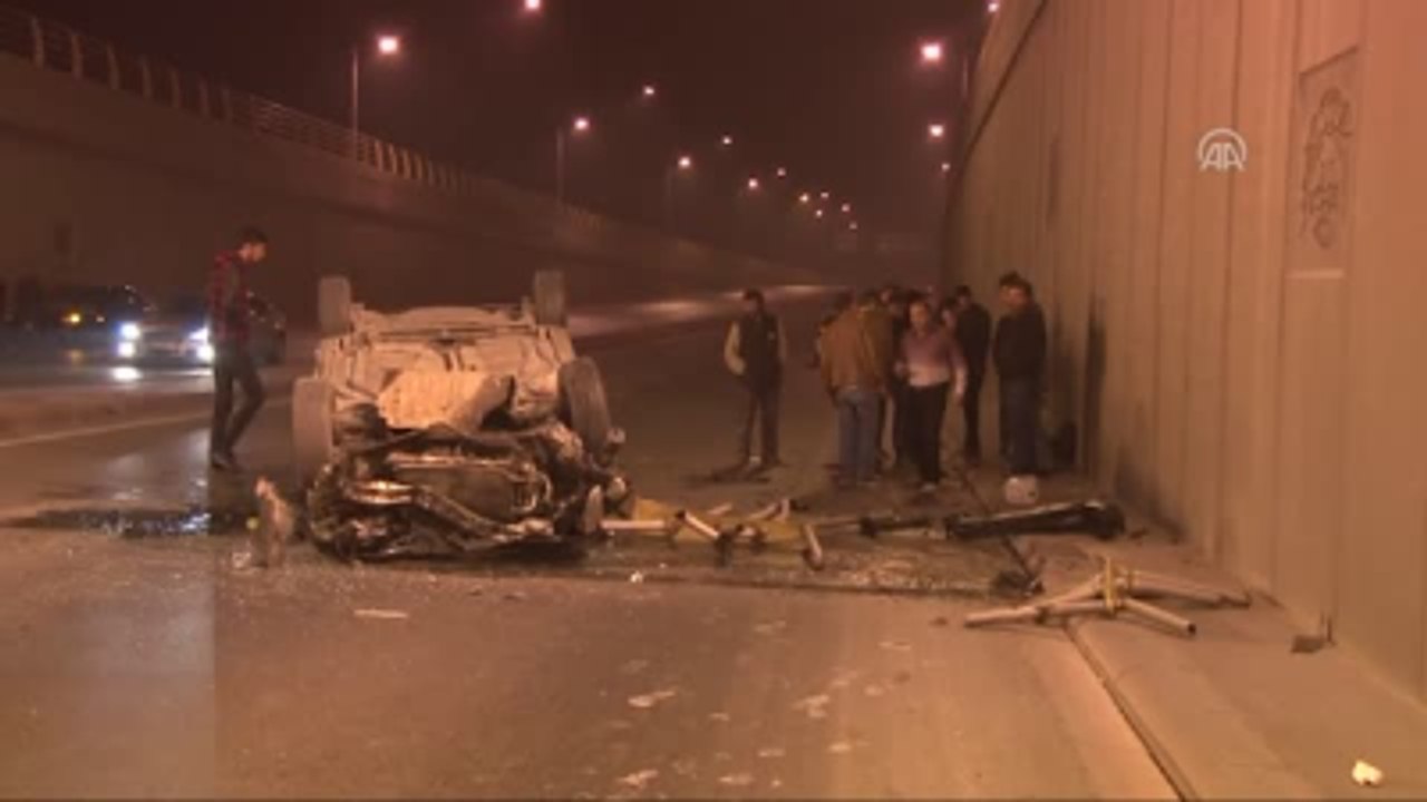 Otomobil Köprülü Kavşaktan Aşağıya Düştü - Konya