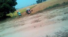 viral video tractor trolly video in farm latest 2016