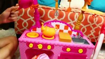 New Play Kitchen! Lalaloopsy Magic Kitchen 2016 Fun Baby Potty Doll Lala Loopsy Grow Cake & Pancakes