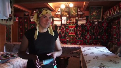 السياح يقبلون على زيارة بيوت الأجداد بأوكرانيا