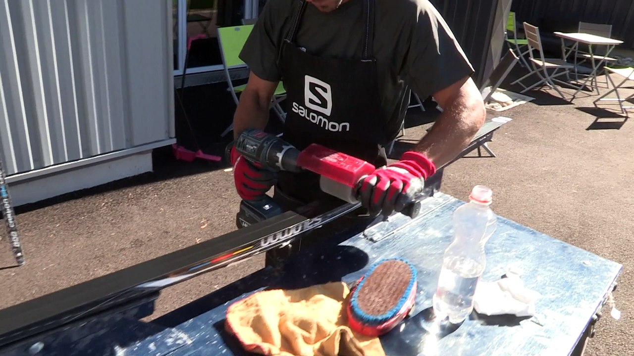Comment Farter des Skis de Fond - Sequence 1 : nettoyage + paraffine