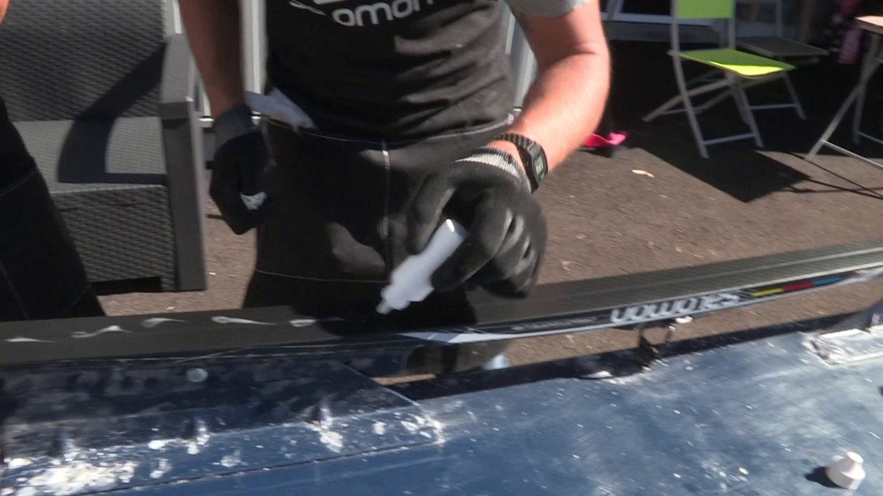 Comment Farter des Skis de Fond - Séquence 3 : application d'un accélérateur