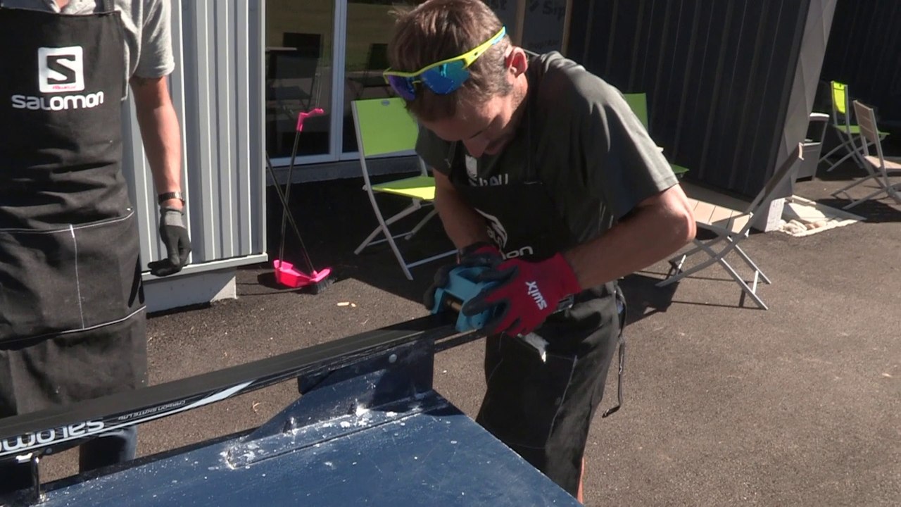 Comment Farter des Skis de Fond - Séquence 4 : application d'une structure manuelle