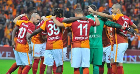 Sigthorsson, Wesley Sneijder ve Hakan Balta Adana'ya Götürülmedi