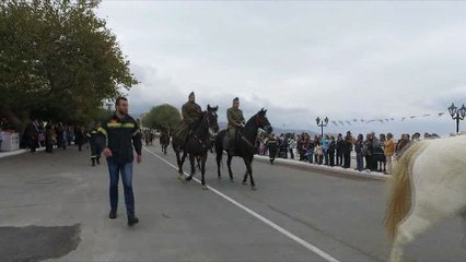Μοναδική παρέλαση με άλογα στην Κάρυστο Ευβοίας