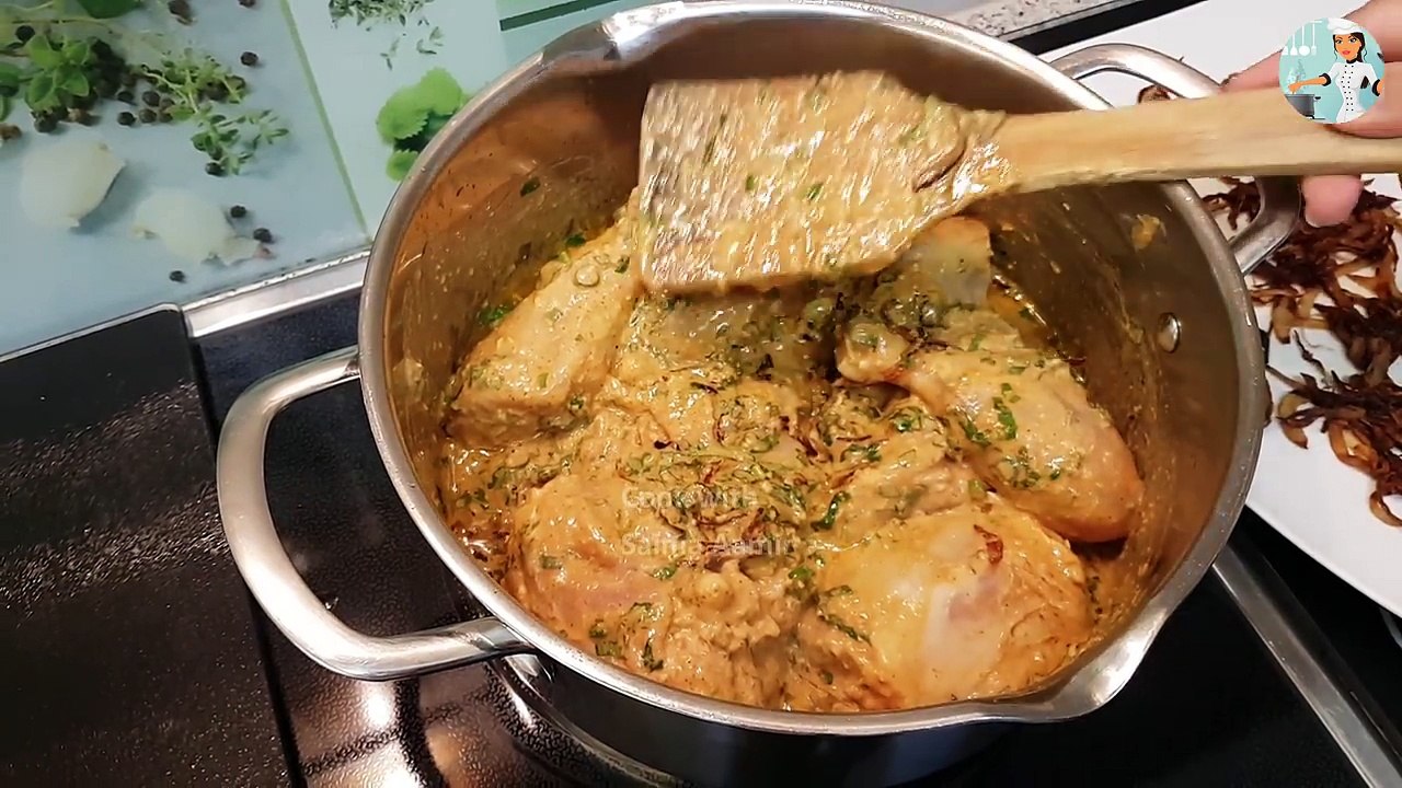 Hyderabadi Biryani حیدرآبادی بریانی   Cook With Saima(720p)