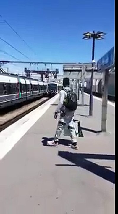 Un Gaou à Paris