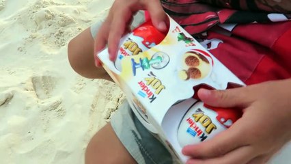 Tropical Island Kinder Joy Surprise Toys - Holidays Beach Opening