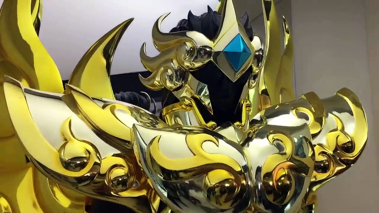 Armadura Divina de Aioria de Leo a Escala Real