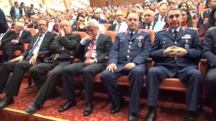 Bakan Kılıç Ben Son Sınıfta Evlendim, Size de Aynısını Tavsiye Ederim