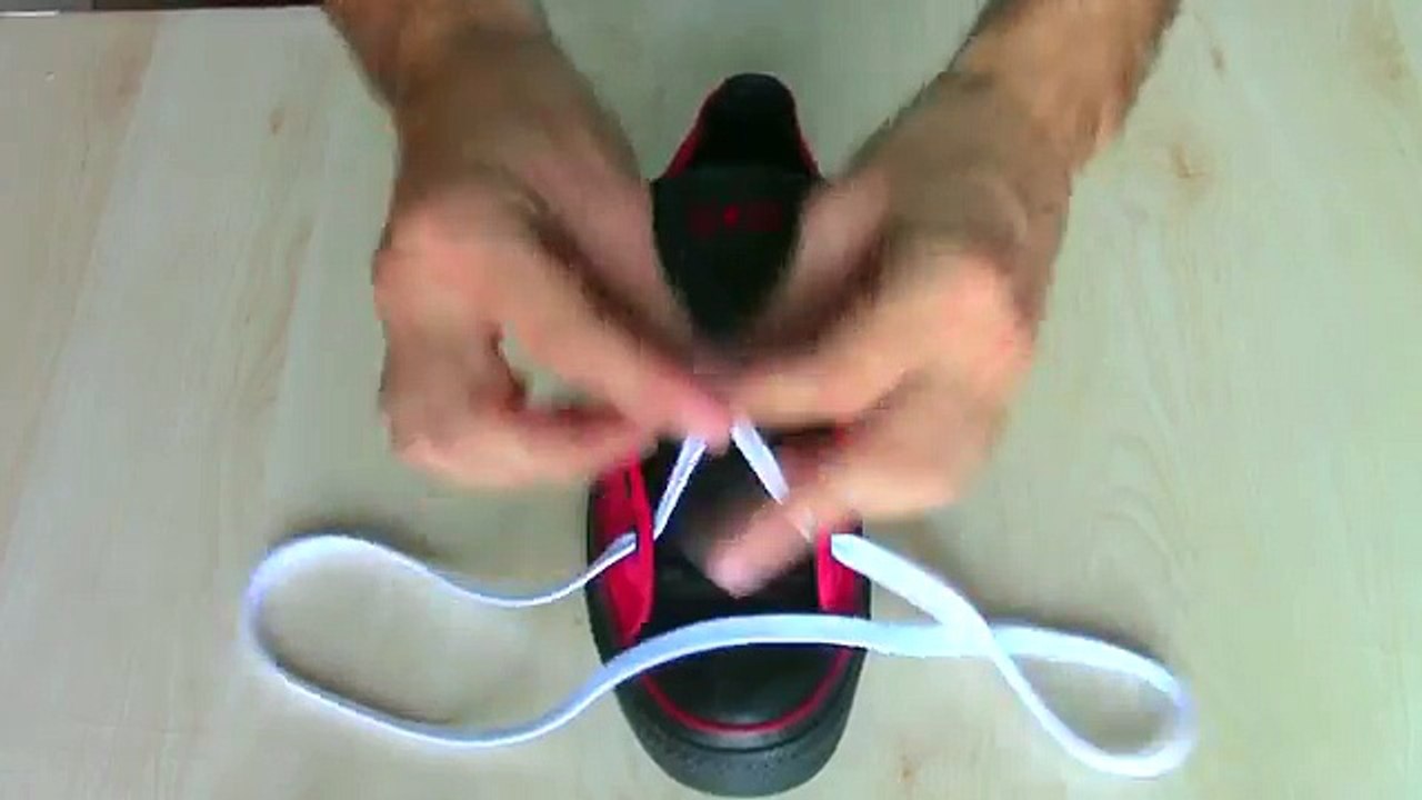 5 Creative Ways to fasten Shoelaces.