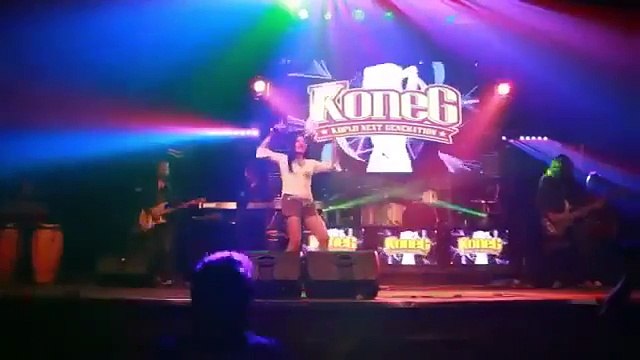 Dangdut Koplo PALING HOT!! Tiara Yantika Goyang Erotis Goyang Dumang Live Terbaru