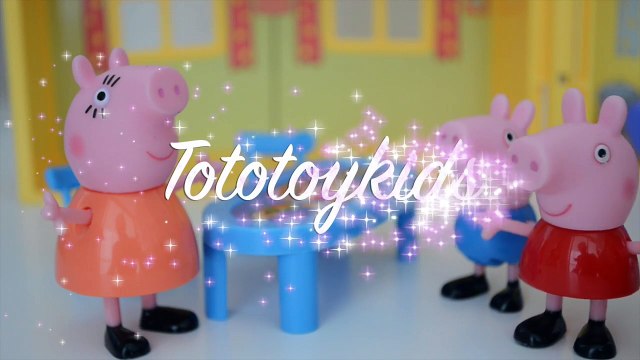 Mamae Pig Gravida corre para Hospital nascimento da Peppa Pig!!! Em Portugues Tototoykids