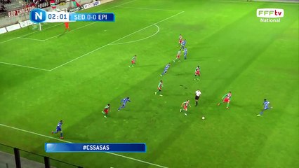 Tentative de percée sur le côté gauche