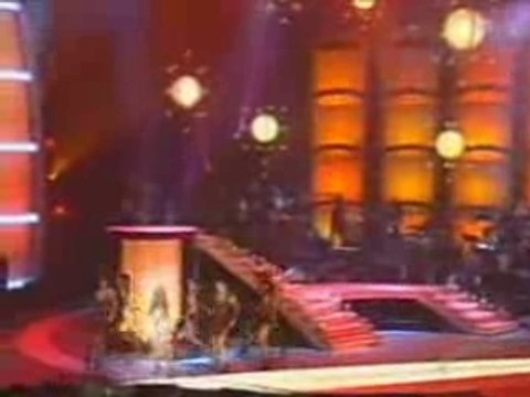 Christina Aguilera - PMADT+FE live @ 43rd Latin Grammys 2001