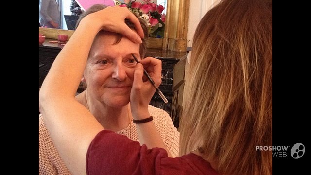 Atelier de maquillage à la ligue contre le cancer de Seine-Maritime