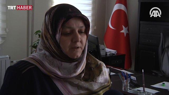Başörtüsü mağduru öğretmene iadeiitibar