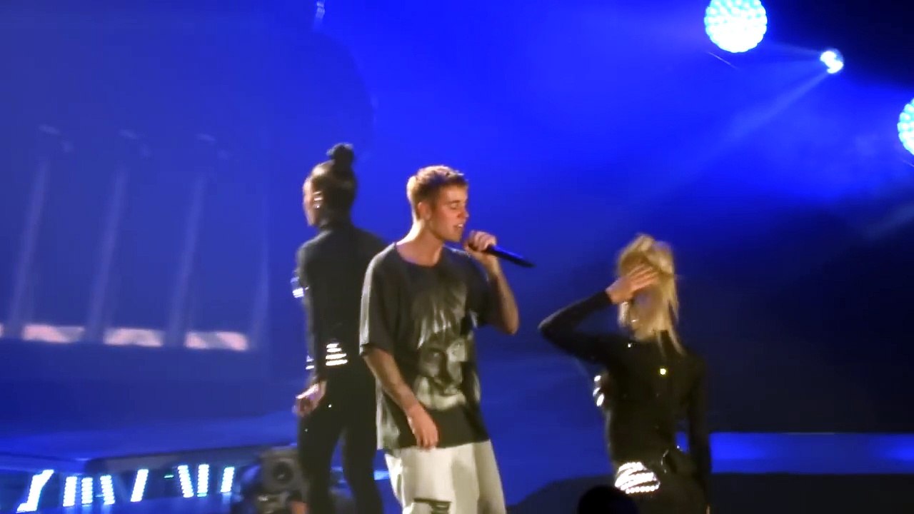 JUSTIN BIEBER - BOYFRIEND ♪ LIVE IN PARIS @ ACCORHOTELS ARENA 2016.09.20