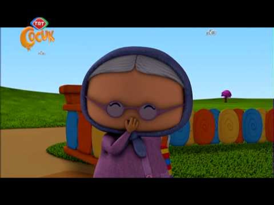 PEPEE KARDEŞİNİ ÇOK SEVİYOR