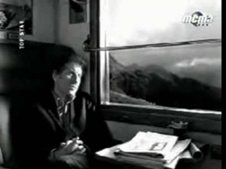 "La vie ne vaut rien" - Alain Souchon