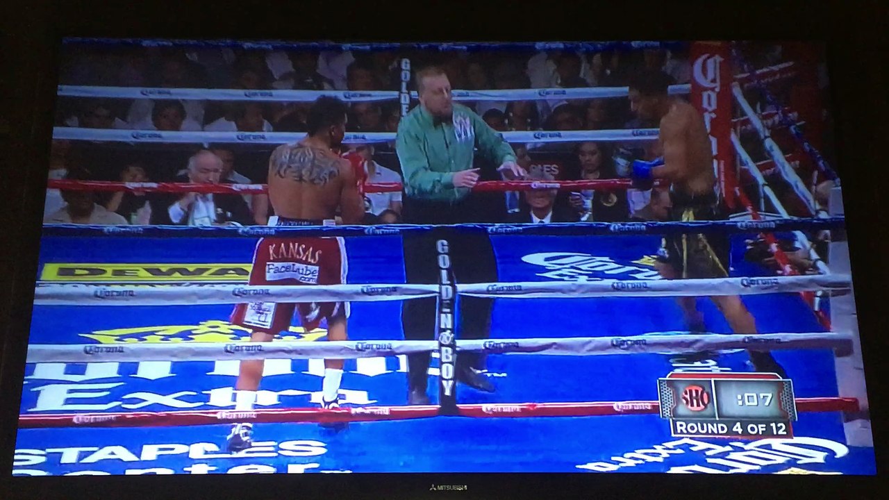 Victor Ortiz Vs Josesito Lopez–June 23, 2012 Rounds 4-5
