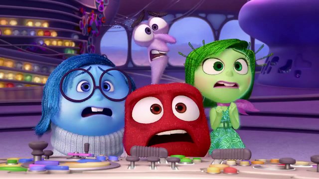 Inside Out Emotional Reaction to Avengers Age of Ultron Trailer. Навиворіт реакція на ера Альтрона