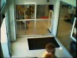 Automatic door i cant see that lol - World best and amazing videos