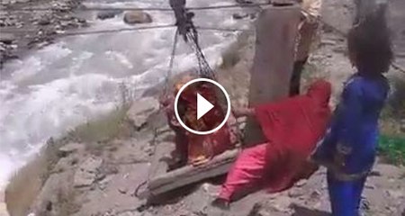 women at Mountains and living here