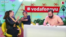 Angy junto a Carol en #Yuser ¿Pero qué dices, tía? en vodafoneyu